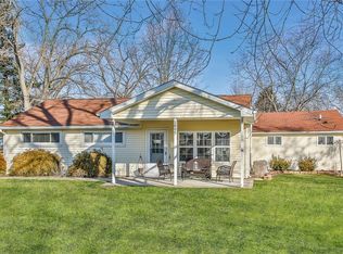 1845 Edgewood Dr, Twinsburg, OH 44087