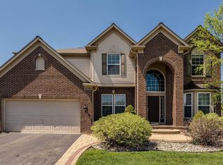 12324 S Blue Iris Ln, Plainfield, IL 60585