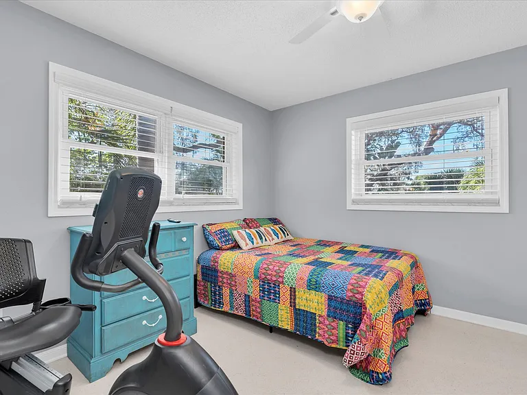 232 Timberlane Dr — Photo 22