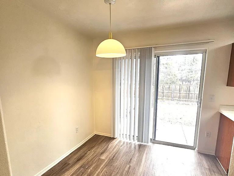 Mountain Park Townhomes — Photo 8