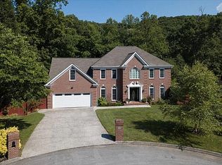 122 Dansworth Ln, Oak Ridge, TN 37830