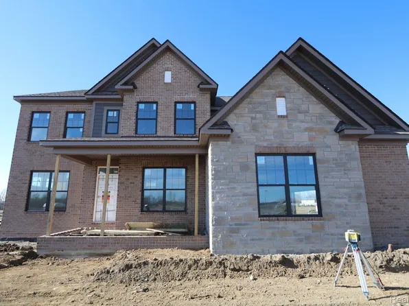 11946 Romeo Ln, Washington, MI 48094