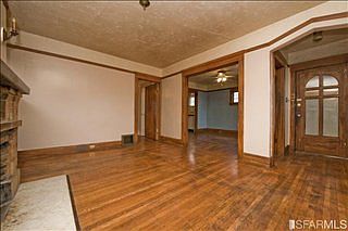 4th image of 2165 Revere Ave