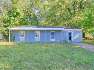 2425 Medaris Rd NW, Huntsville, AL 35810