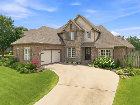 3501 E Jasper Ln, Fayetteville, AR 72764
