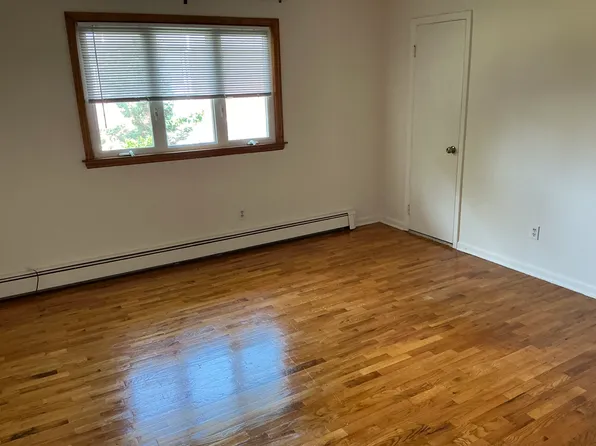 2449 1st Street image 9 of 22