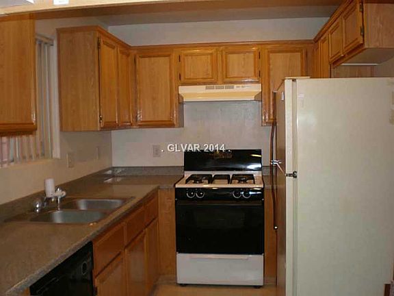 2nd image of 4071 Halfmoon Bay Dr