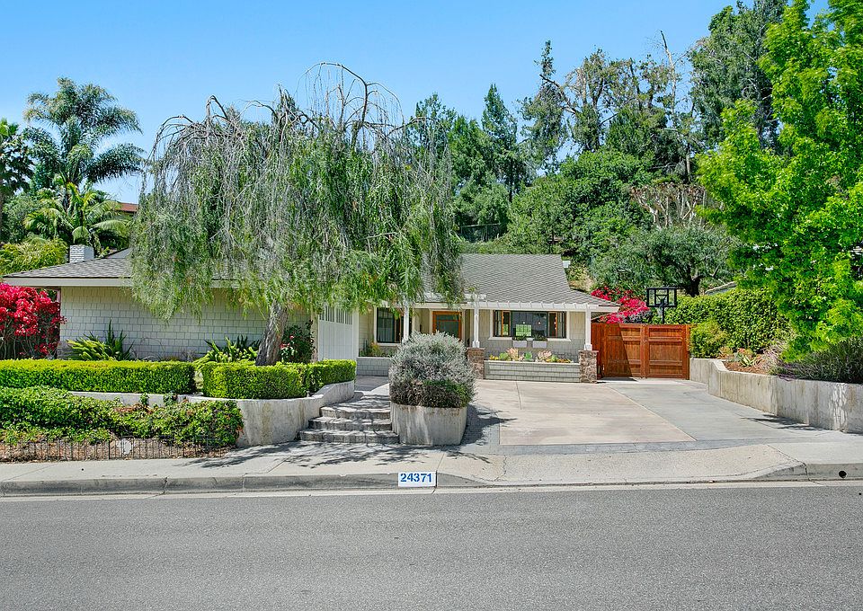 1st image of 24371 La Hermosa Ave