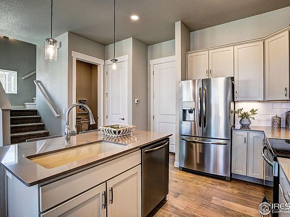 3rd image of 3498 Grayling Dr