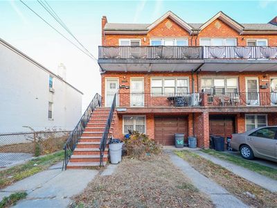 2141 E 24th St, Brooklyn, NY, 11229