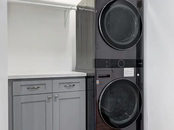 3529 Ocean View Ave, Los Angeles, CA 90066