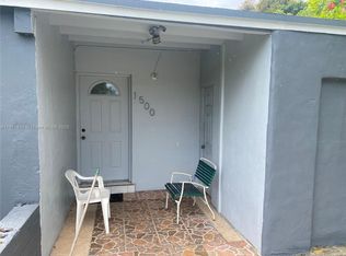 Lauderdale Manor, Fort Lauderdale, FL 33311