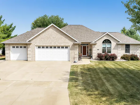 3767 Misty Meadow Ln, De Pere, WI 54115