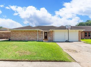 10122 Rustic Gate Rd, La Porte, TX 77571