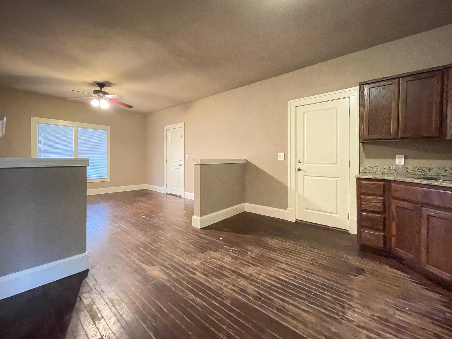 2 bed, 1080 sqft, $1,000 — Photo 3