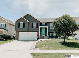 19609 X St S, Omaha, NE 68135