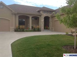 12820 Scott St, Omaha, NE 68142