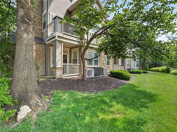 4th image of 15900 Granada St APT 110
