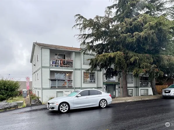 23110 30th Ave S, Des Moines, WA 98198