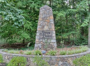 6 Caval Cade Ln, Stafford, VA 22556