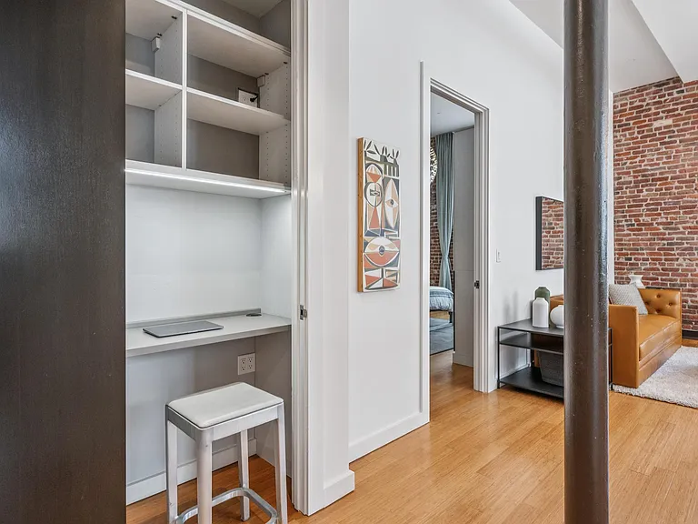 16 Jessie St #405 — Photo 34