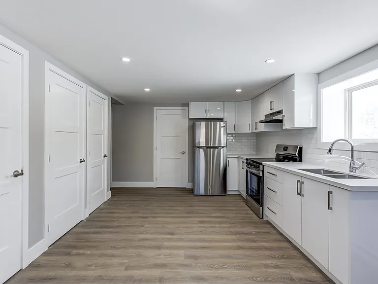 493 Gill St #BASEMENT — Photo 4