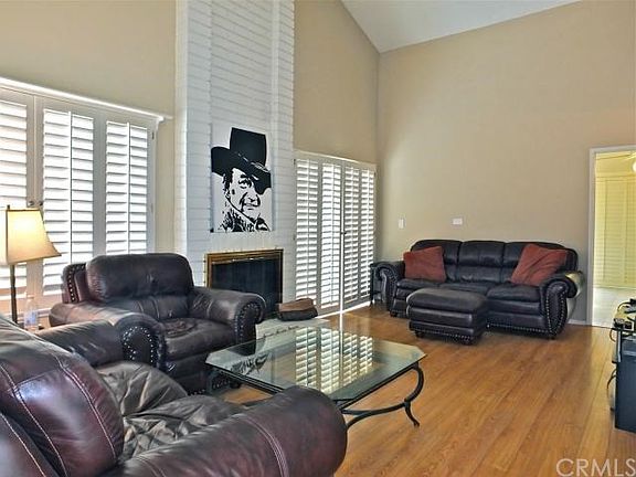 Good sized living room