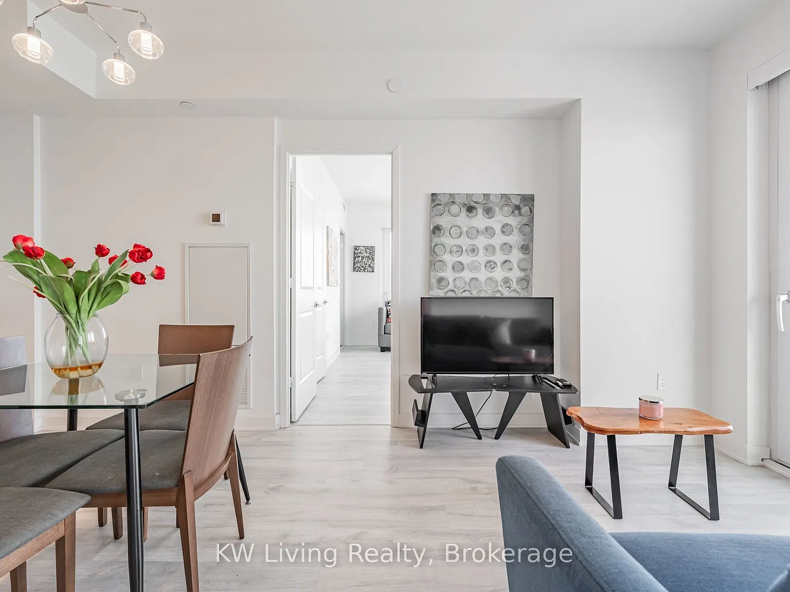 2 bed, $2,850 — Photo 4