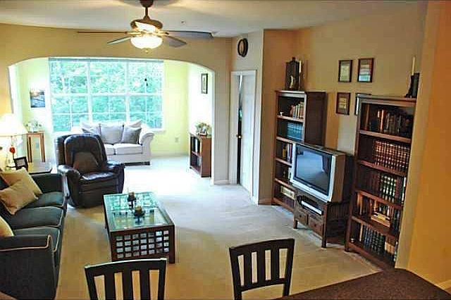 lots of natural light, 5 window sunroom