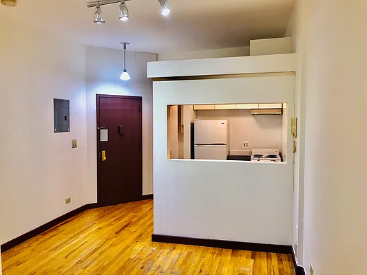 Rented by Carroll Gardens Realty | media 9