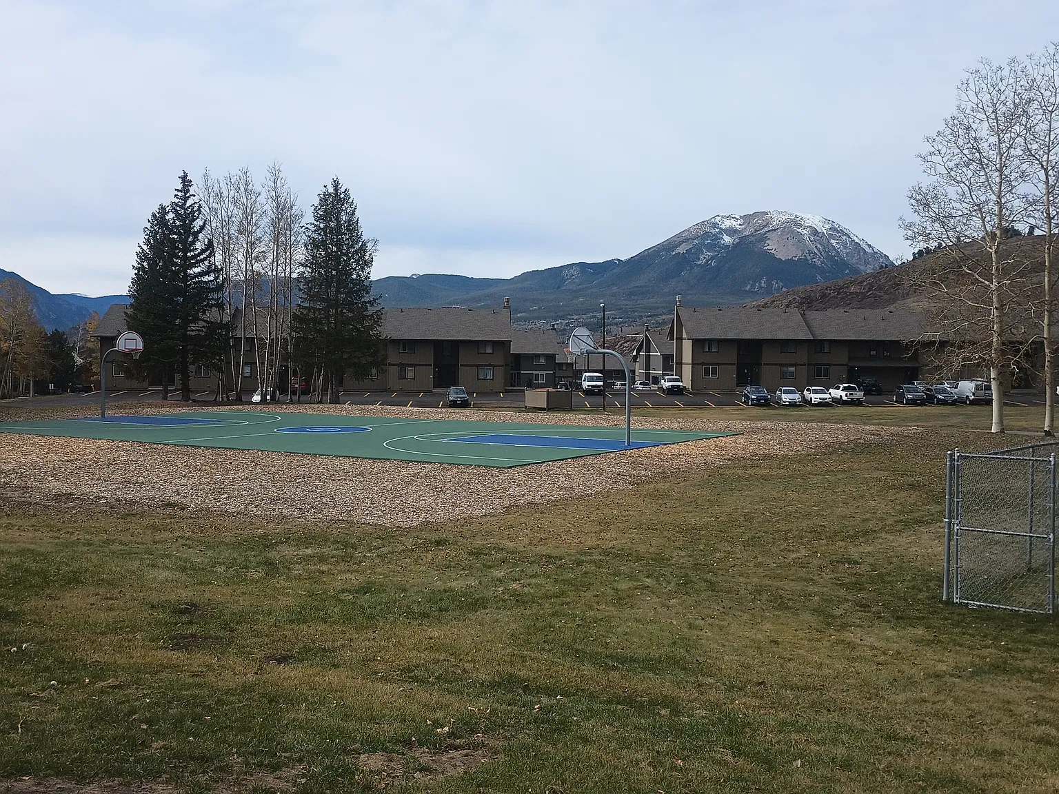 2 bed, 750 sqft, $2,600 — Photo 4