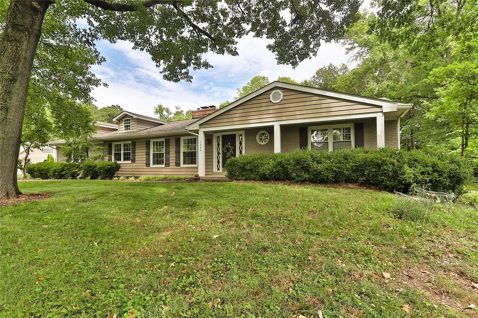 1324 Wilton Ln photo 1