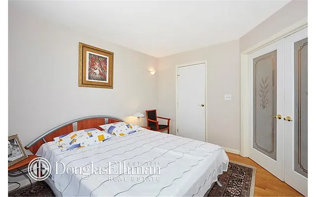 Sold by Douglas Elliman | media 22