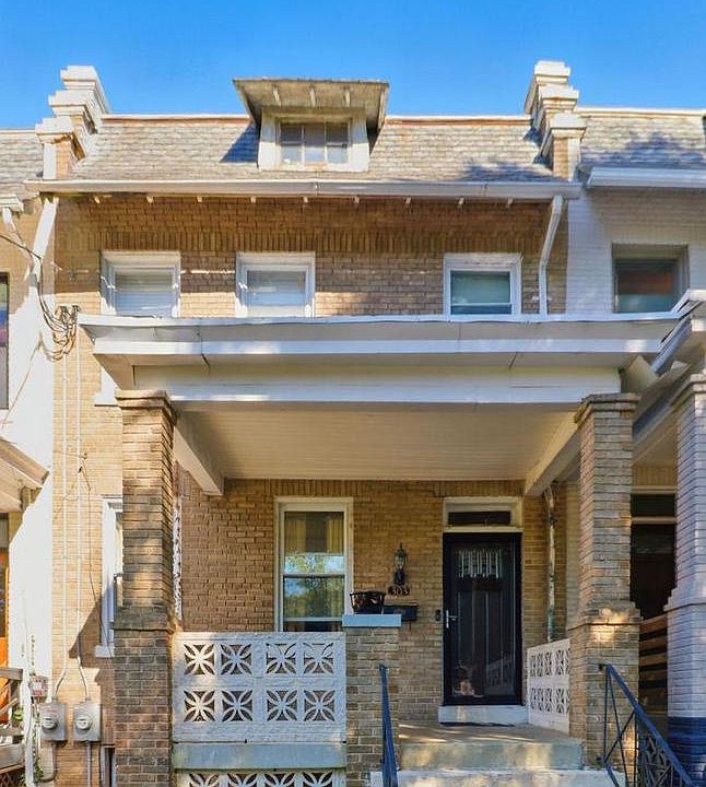 1st image of 303 Webster St NW
