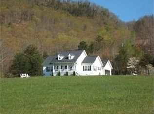 385 Bergan Moore Rd, Murphy, NC 28906