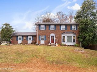 9102 Split Rail Dr, Louisville, KY 40272