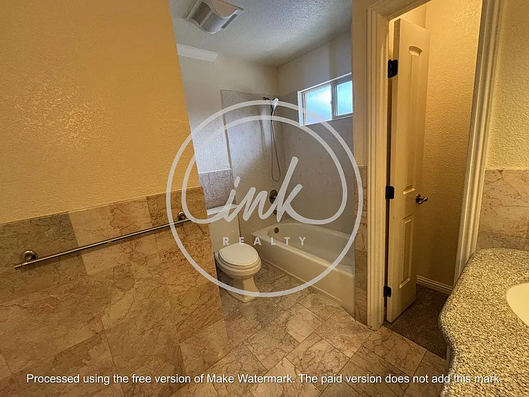 1038 Riverview Dr — Photo 11