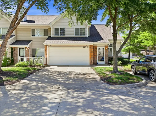 2241 Grand Ave Unit 11, West Des Moines, IA 50265