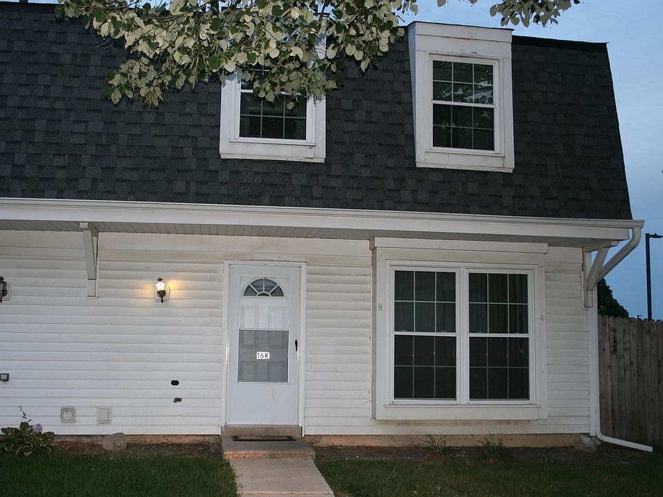 1st image of 16G Fernwood Dr