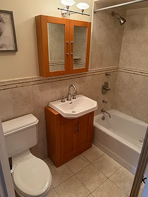 Sold by Pecoraro Realty of NYC LLC | media 21