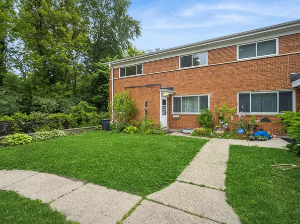 221 Dodge Ave #B, Evanston, IL 60202