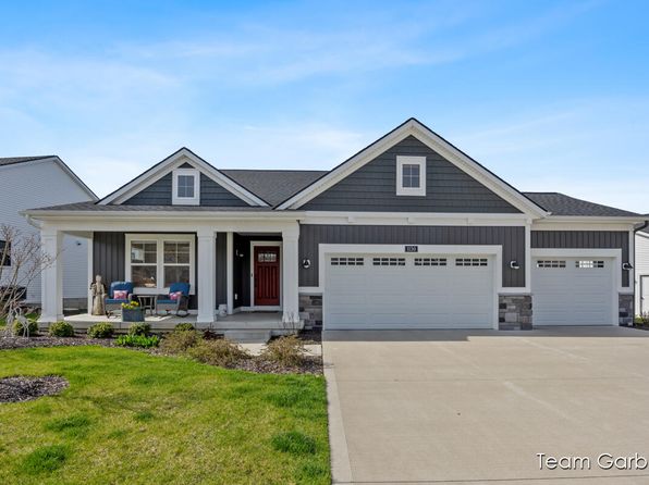 1130 Haven Dr SE, Byron Center, MI 49315