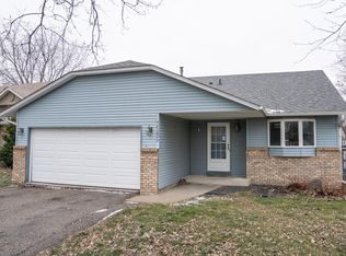 7585 Hyde Ave S, Cottage Grove, MN 55016