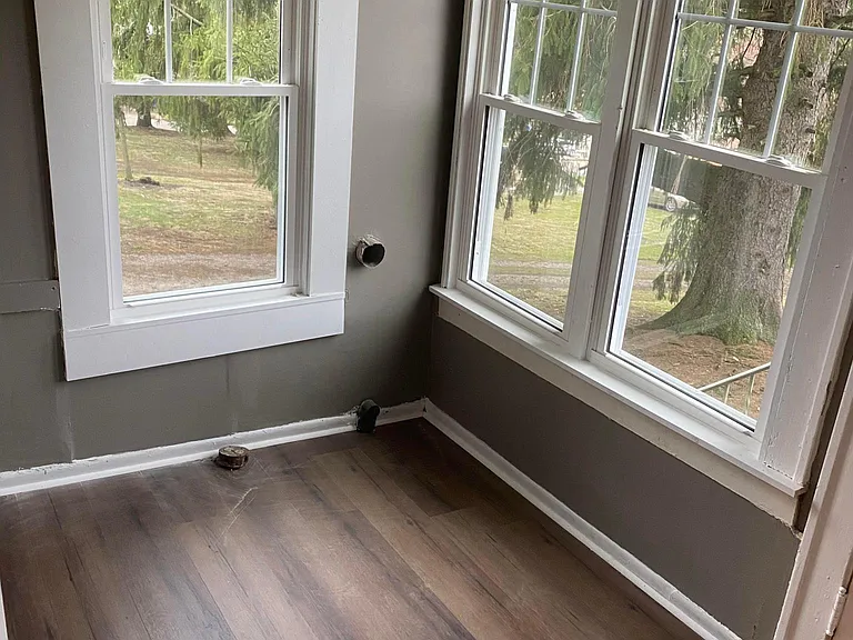175 E Main St #1 — Photo 6