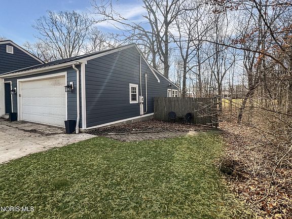 5th image of 905 Corwin St