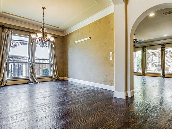 4th image of 8356 Stone River Dr