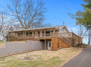 1061 Van Thompson Rd, Mt Sterling, KY 40353