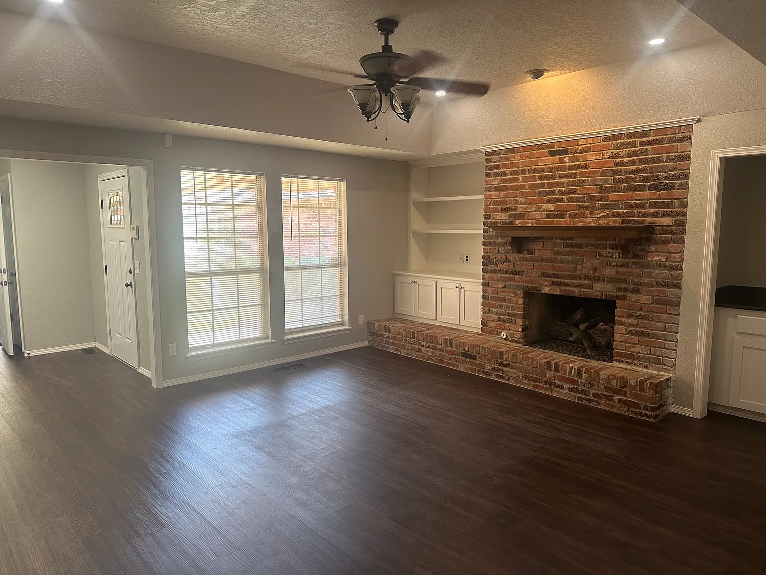 3 bed, 1845 sqft, $1,550 — Photo 3