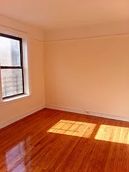 Rented by Roberto Guilbet, LREB