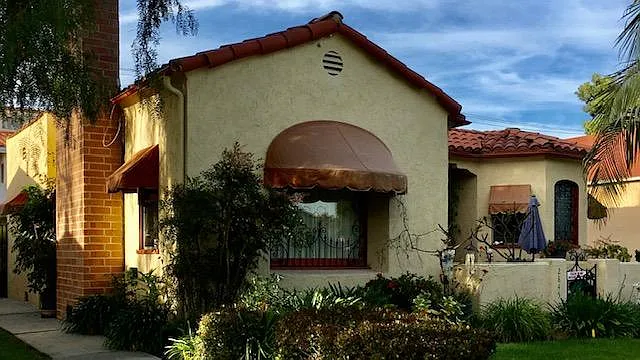 2845 E Mariquita St — Photo 2